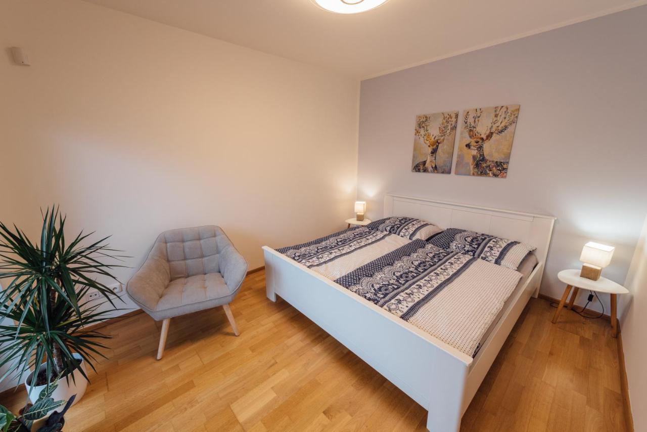 Apartman Pod Borovici Kovalovice Exteriör bild